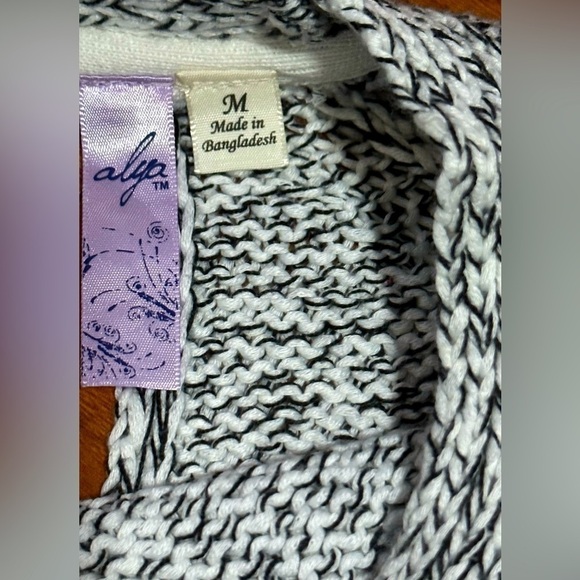 Alya Black & White Sweater with Cut-Out Shoulders & Pretty Openings on Back - Picture 2 of 8